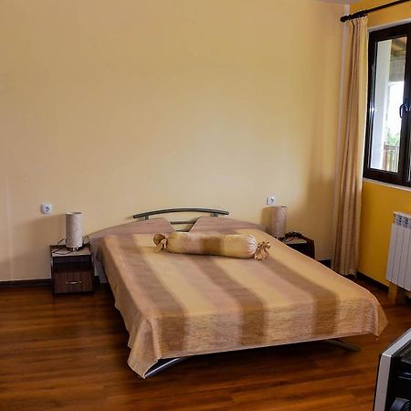 Park Hotel Djevana Gorna Oryakhovitsa Habitación foto