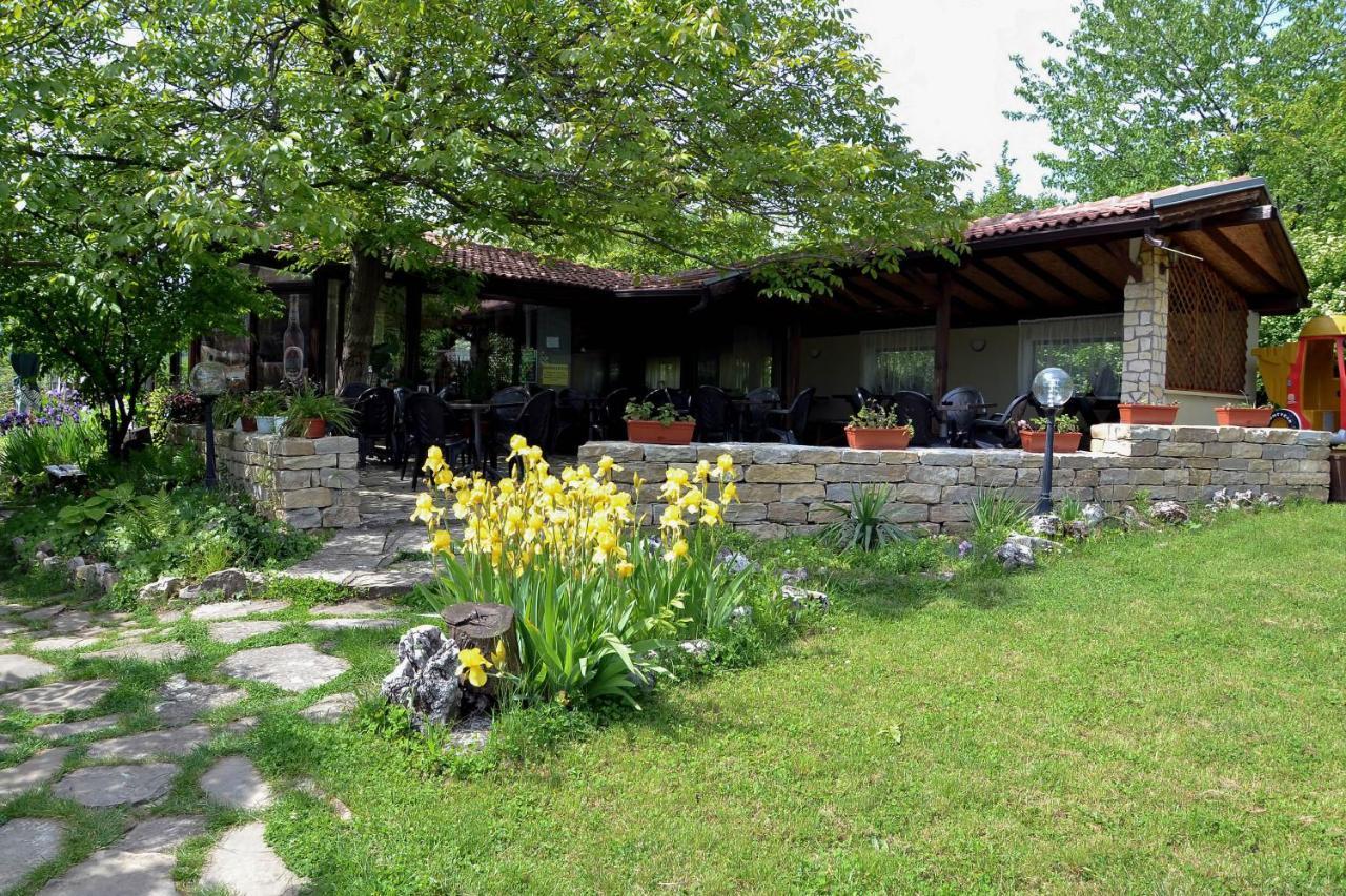 Park Hotel Djevana Gorna Oryakhovitsa Exterior foto